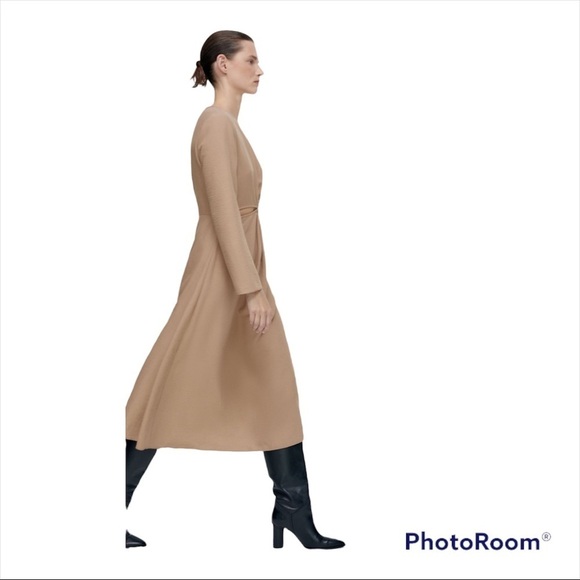 NWT ZARA Blogger Favorite Cutout Buckle Long Sleeve Midi Dress Sand Size Small - Picture 5 of 11